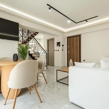 Bequest Corinthian Luxury * Corinth