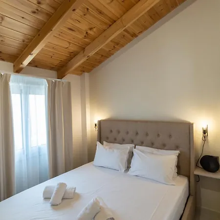Bequest Corinthian Luxury Апартаменты *