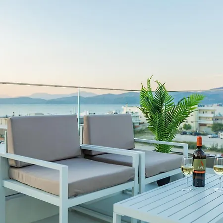 Bequest Corinthian Luxury *