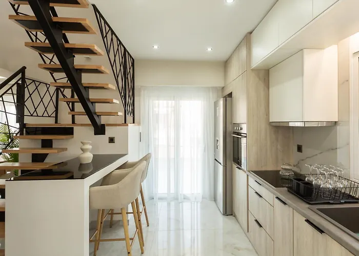 Bequest Corinthian Luxury *