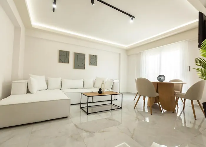 Bequest Corinthian Luxury דירה Corinth