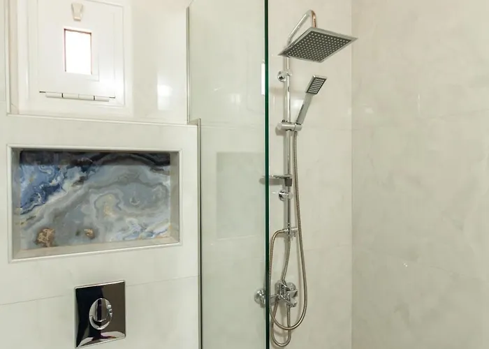 Bequest Corinthian Luxury דירה Corinth