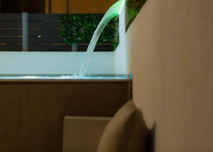 Bequest Corinthian Luxury Corinthe